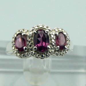 Sz 7 Genuine Orissa Rhodolite Garnet 3 Stone Ring NWOT